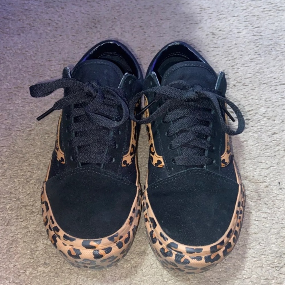 Leopard Vanz